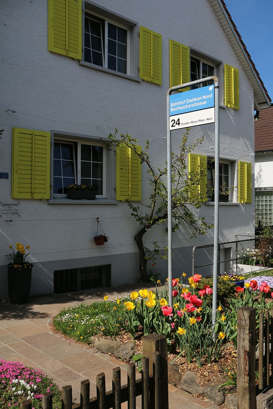 home, garden, bus stop, building exterior, built structure HD wallpaper