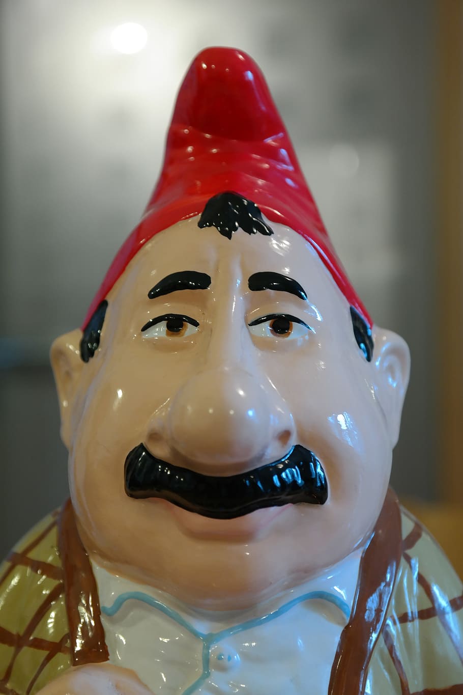 dwarf, man, human, figure, face, porcelain figurine, cap, funny HD wallpaper
