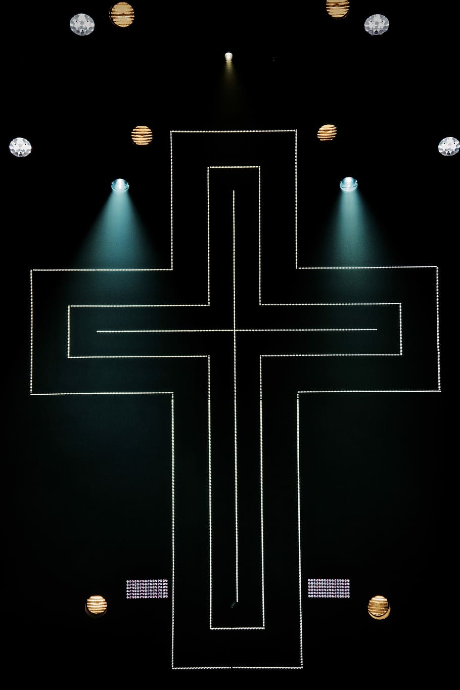 string lights cross on dark area with spot lights, white and yellow LED light and cross HD wallpaper