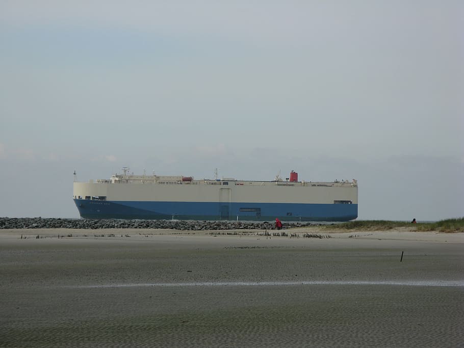 borkum, freighter, beach, freight Transportation, cargo Container HD wallpaper