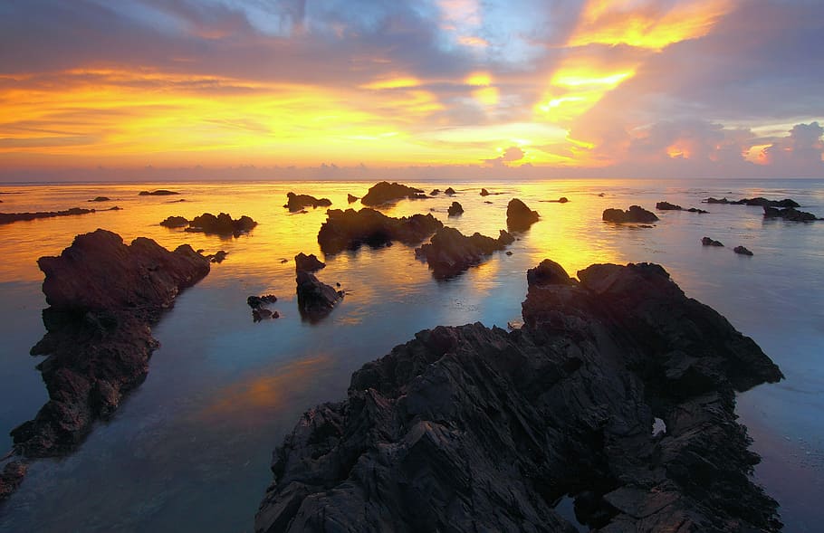 Sunset over the Ocean Rocks, clouds, dusk, photo, public domain HD wallpaper