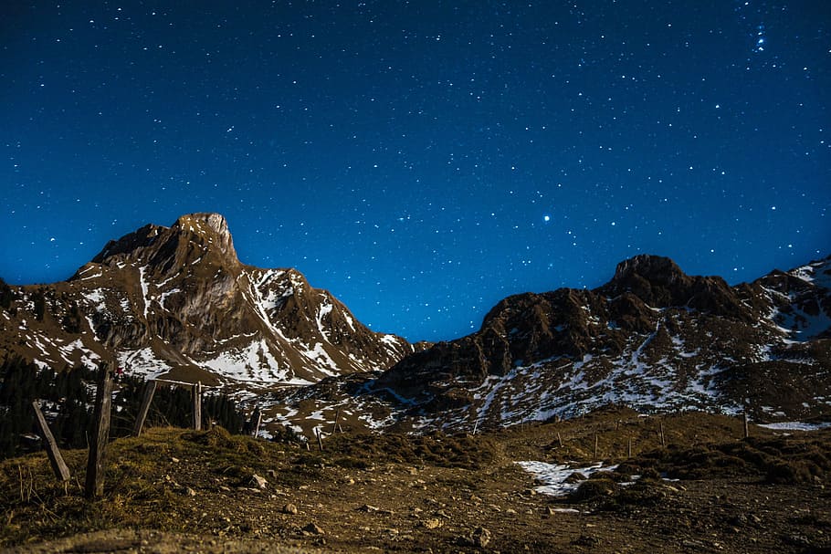Starry Sky, Night Sky, mountains, snow, night photograph, long exposure HD wallpaper