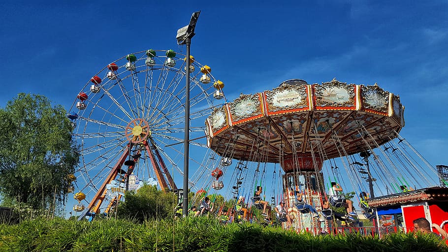 people at carnival, Ferris wheel and carousel, funfair, ride HD wallpaper