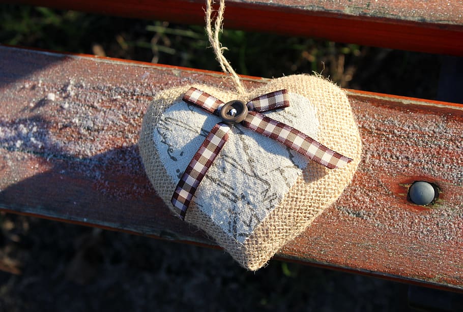 heart, bench, park, spacer, rest, winter, nature, valentine's day HD wallpaper