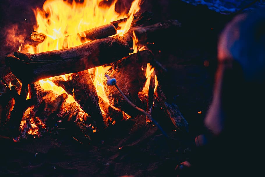 bonfire during night, time lapse photography of bonfire, burning HD wallpaper