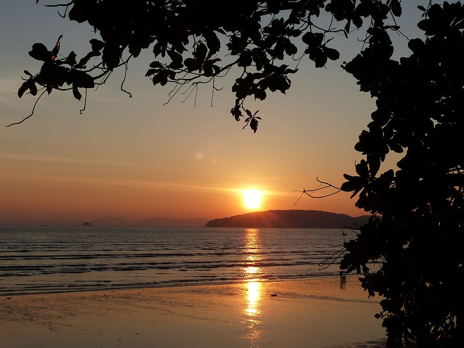 silhouette of trees near body of water, sunset, ao nang beach, HD wallpaper