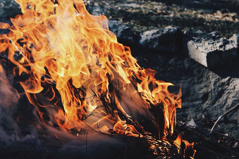 fire surrounded rocks, dark, night, camping, travel, adventure HD wallpaper