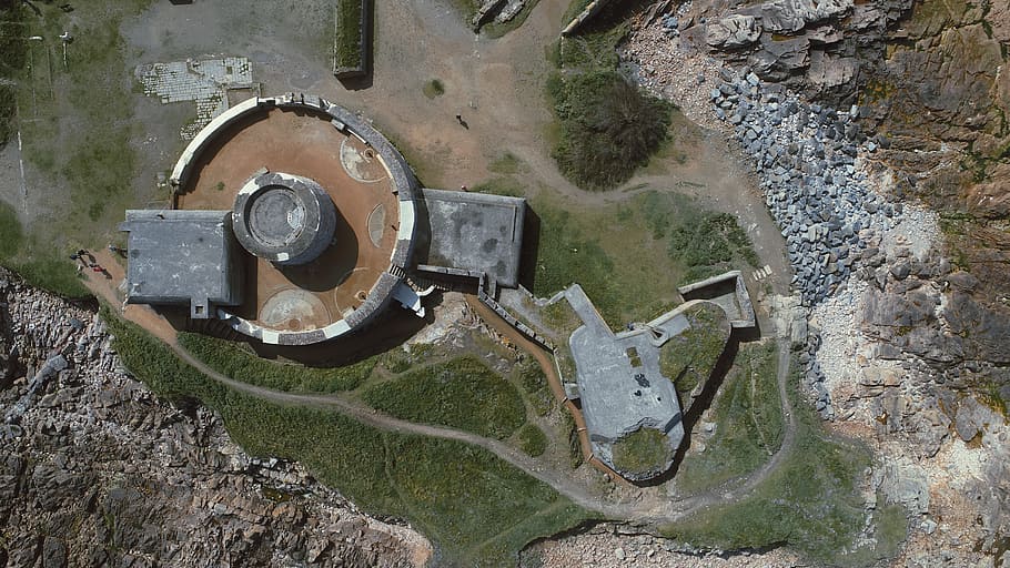 aerial photography of round building, aerial photo of round concrete structure HD wallpaper