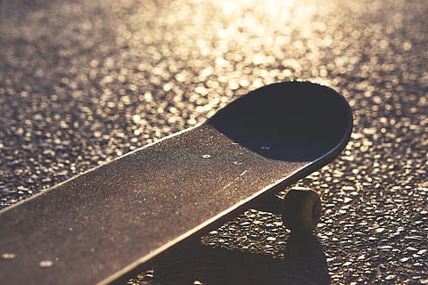 still, items, things, skateboard, thrasher, wheels, floor, light HD wallpaper