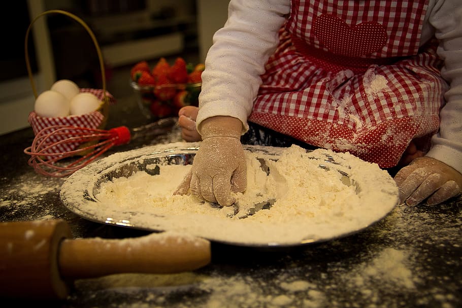 person kneading a dough, Child, Hands, Kitchen, Daughter, Mass HD wallpaper