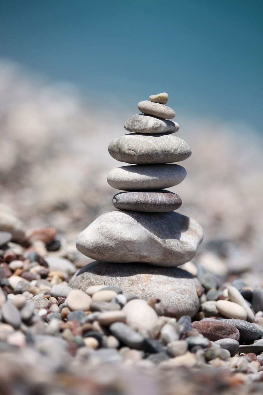 selective focus photography of vertucak pile of gray stones HD wallpaper
