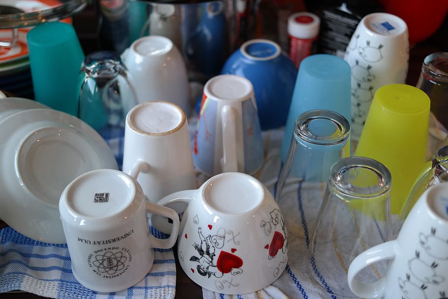 Tableware, Washing Dishes, Rinse, coffee mugs, porcelain, work HD wallpaper