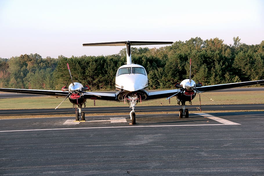 plane, aircraft, flight, transportation, road, mode of transportation HD wallpaper