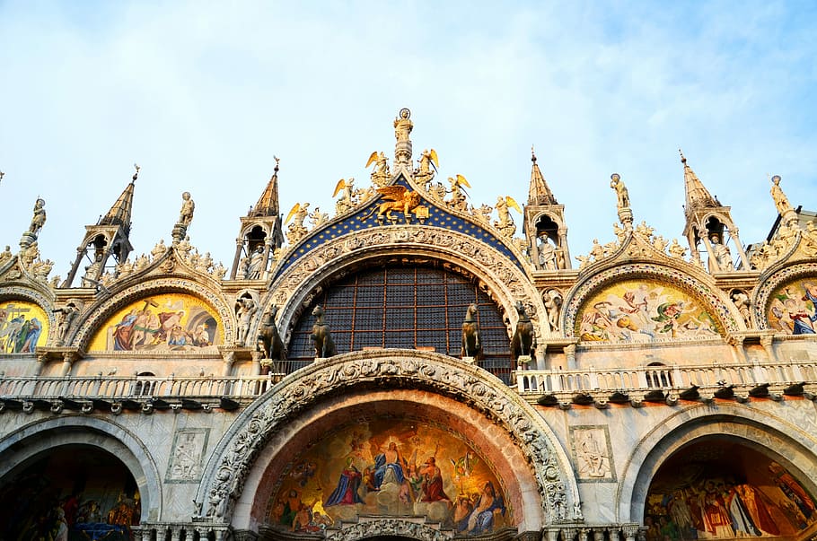 low angle photo of beige cathedral, St Mark'S Basilica, Basilica, Church