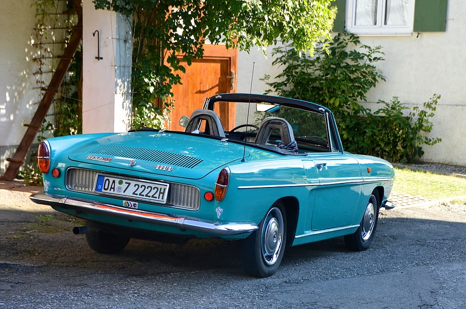 blue convertible parked outside the house, oldtimer, automobile HD wallpaper