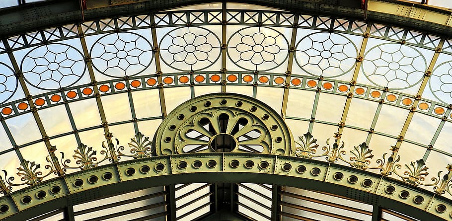 low angle photo of white building interior, round arch, window HD wallpaper