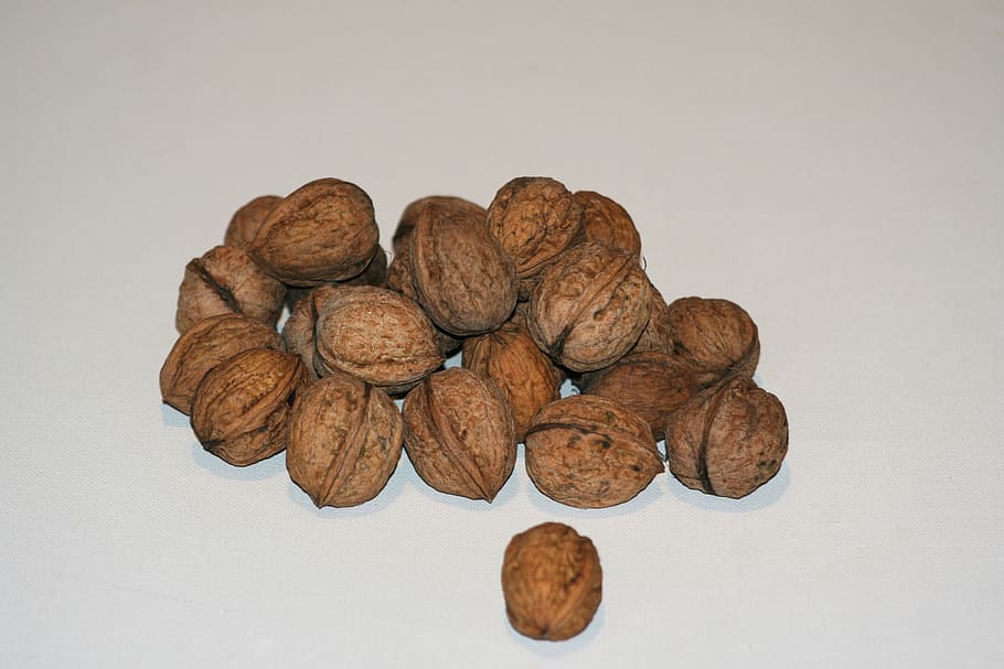 walnuts, healthy, food, nutrition, eat, walnuts on the table HD wallpaper
