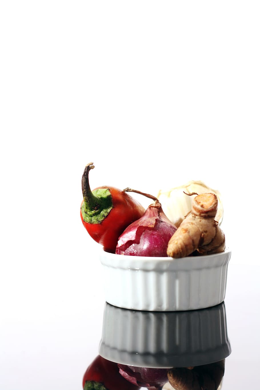 still, items, things, food, ginger, red, bell, pepper, onion HD wallpaper