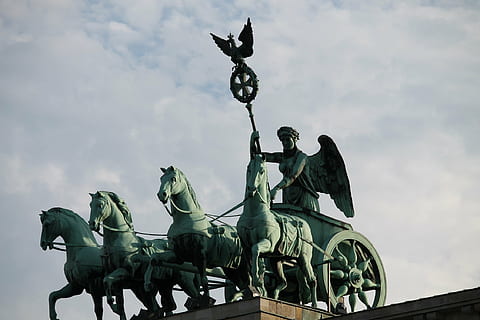 quadriga, berlin, landmark, germany, brandenburg gate, horse HD wallpaper