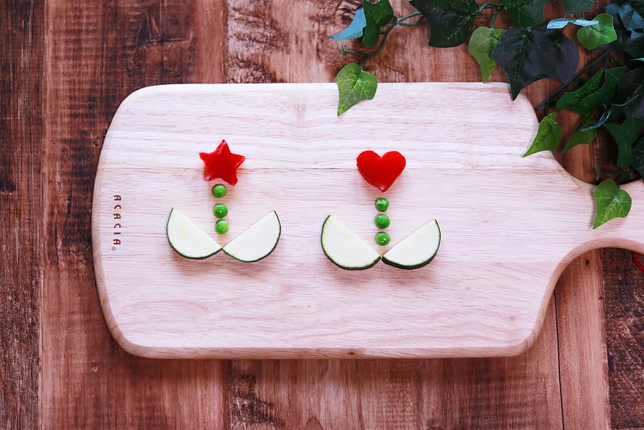 red and green decors on brown wooden board, wood - Material, food HD wallpaper