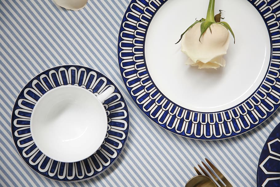 tableware, rose, mug, plate, food and drink, directly above HD wallpaper
