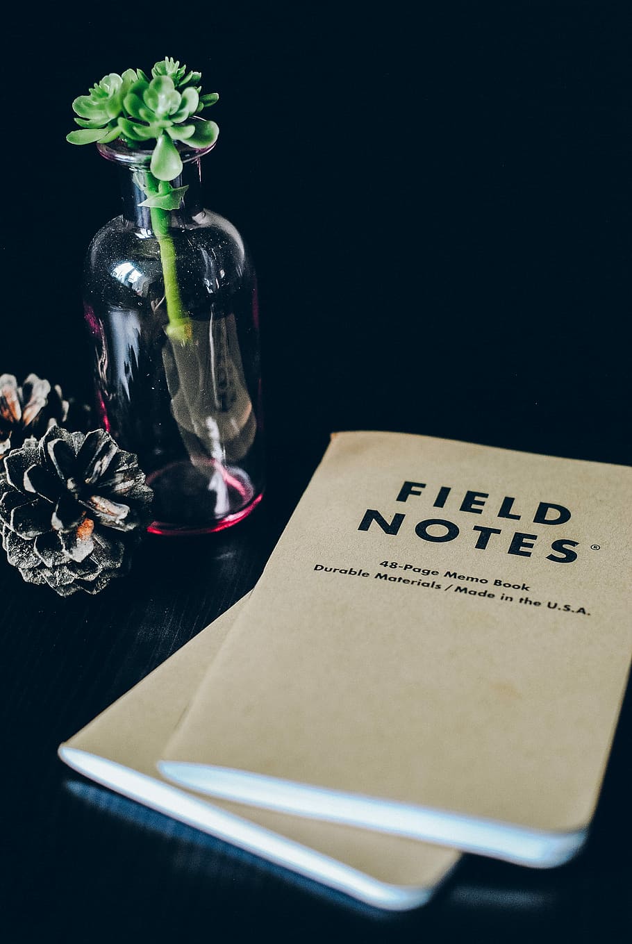 Field Notes books, Field Notes book near the glass bottle, notepad HD wallpaper