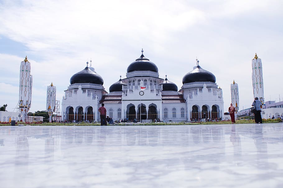 white and black mosque during day time, mesjid raya baiturrahman, HD wallpaper