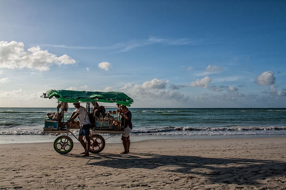 This image of two local beach vendors was captured on the beach in Varadero, Cuba., HD wallpaper