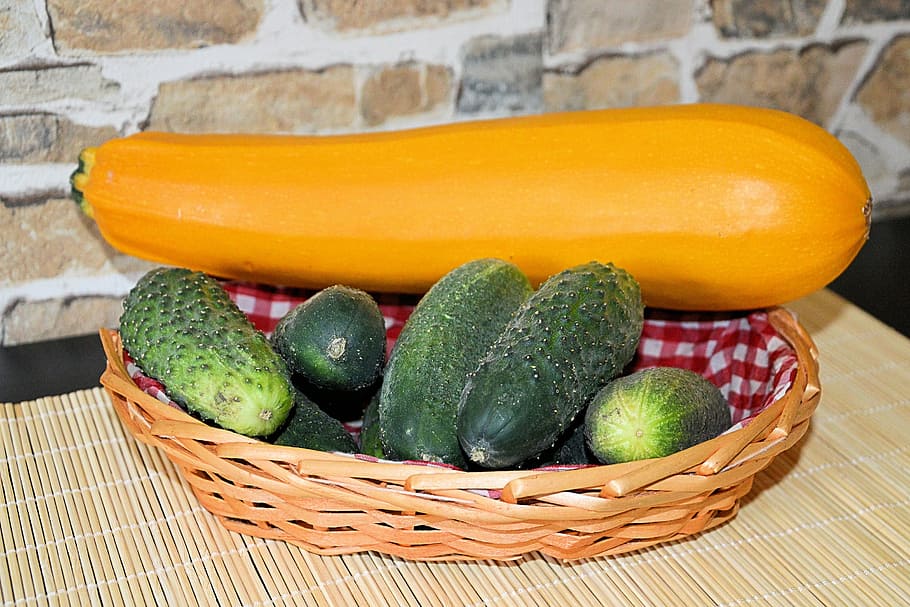 zucchini, cucumbers, einleggurken, vegetables, harvest, yellow-zucchini HD wallpaper