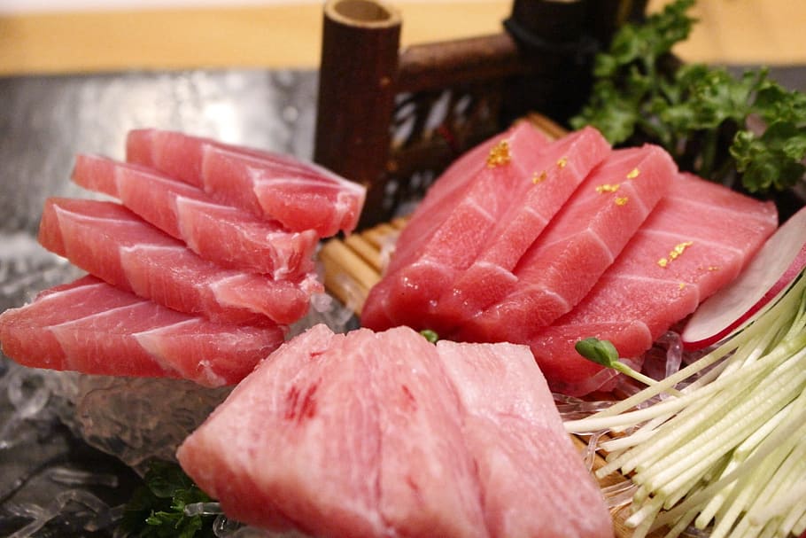 raw meat and green leaf vegetables, time, sushi, tuna, food and drink HD wallpaper