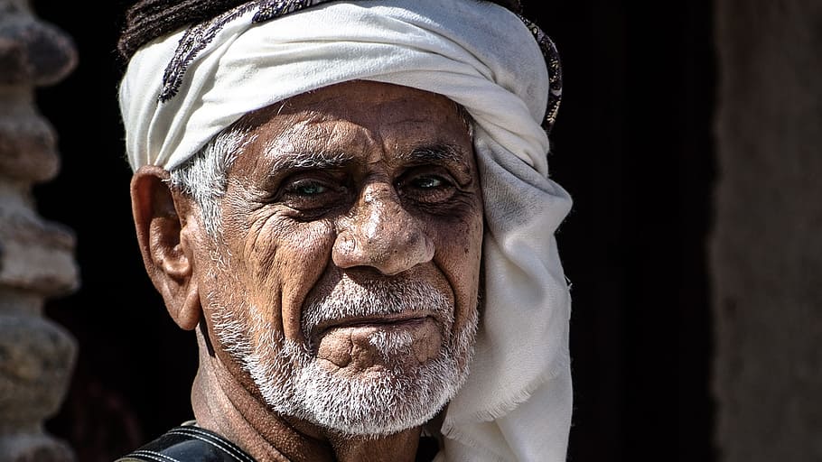 man wearing white turband, arabs, face, orient, arabic, islam HD wallpaper