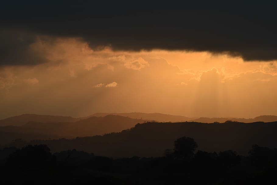 Waiting the rain, silhouette of mountains under cloudy sky, sunset HD wallpaper