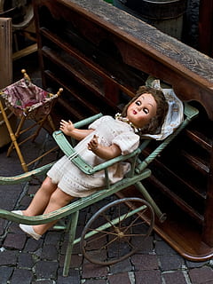Doll, Flea Market, Old, Junk, Browse, kitsch, second hand, toys HD wallpaper