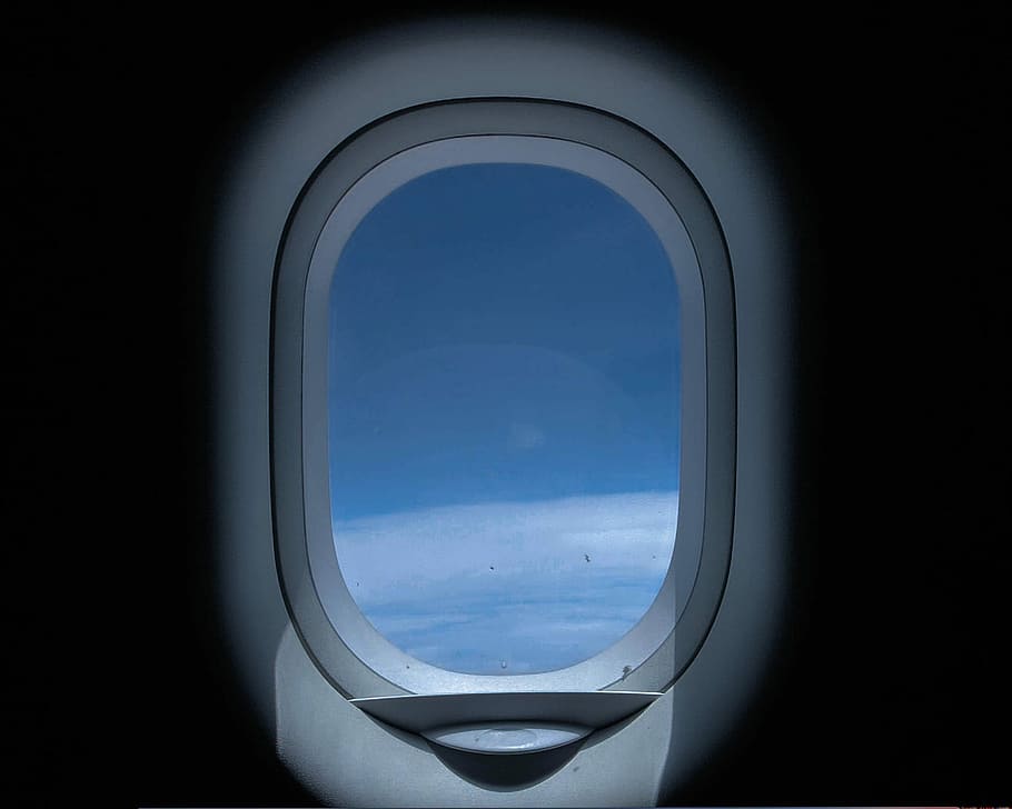 Travelfeels…, selective focus photography of blue sky, plane HD wallpaper