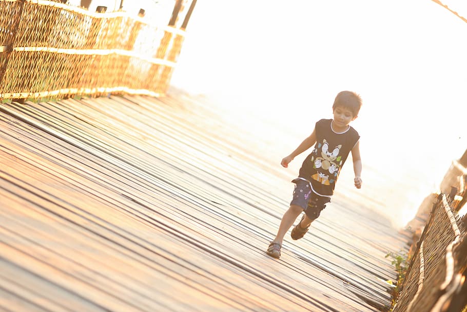 boy in black tank top running, outdoors, people, one Person, lifestyles HD wallpaper