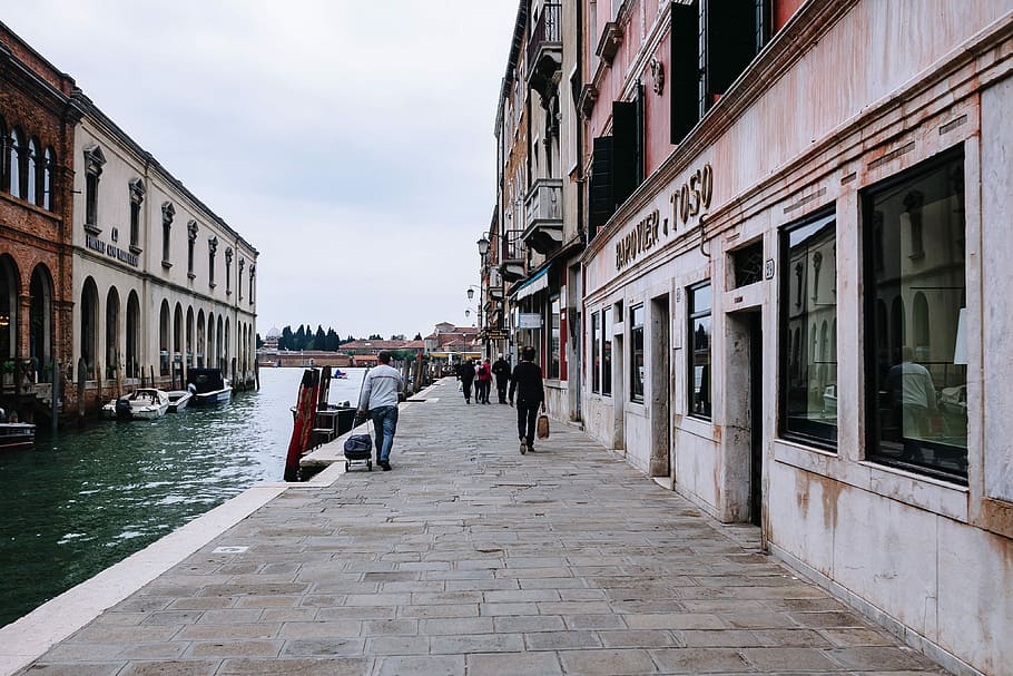 The beautiful and colorful Murano Island, Italy, water, vacations HD wallpaper