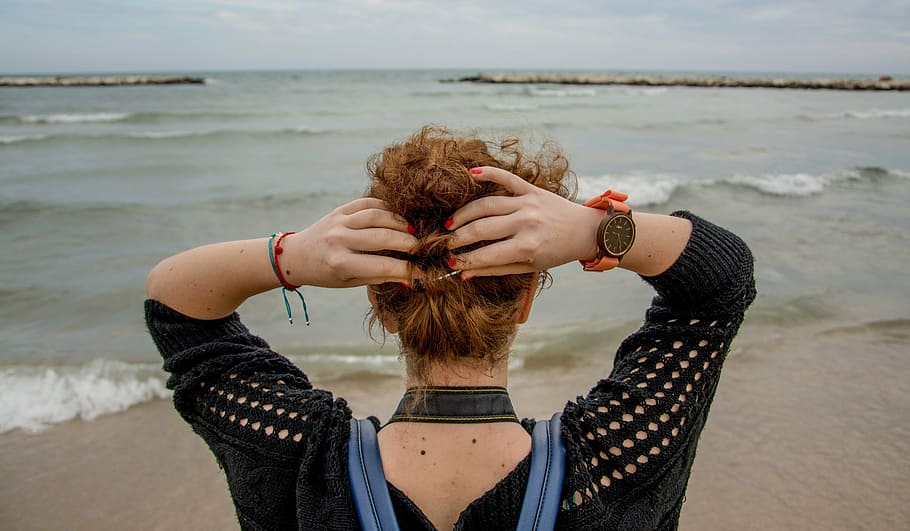beach, seaside, the ocean, a watch, wooden watches, woman, rear view HD wallpaper