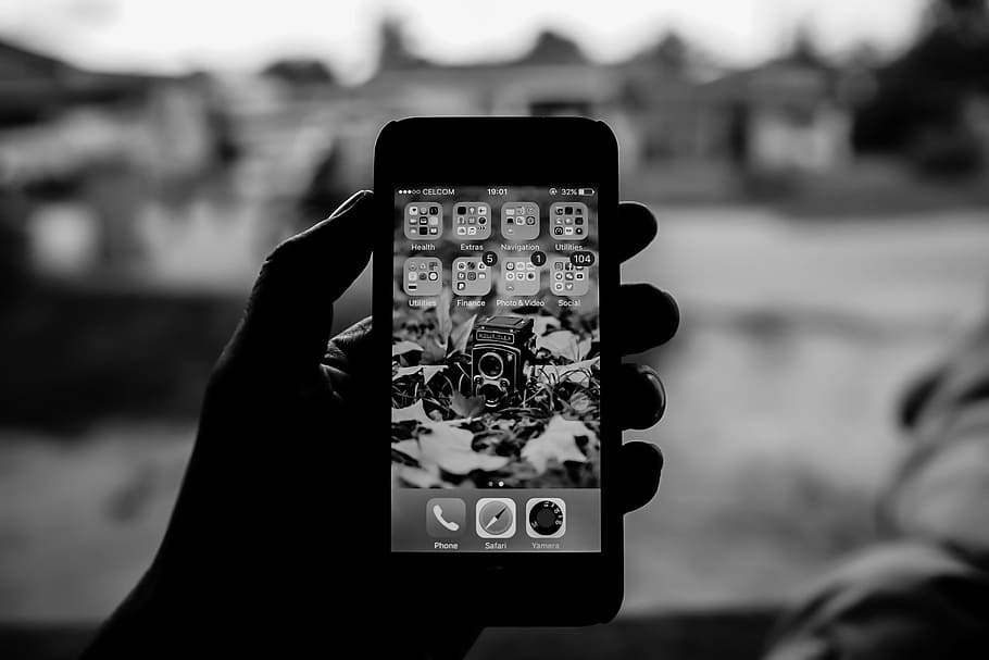 applications, apps, black-and-white, hand, iphone, macro, smartphone HD wallpaper