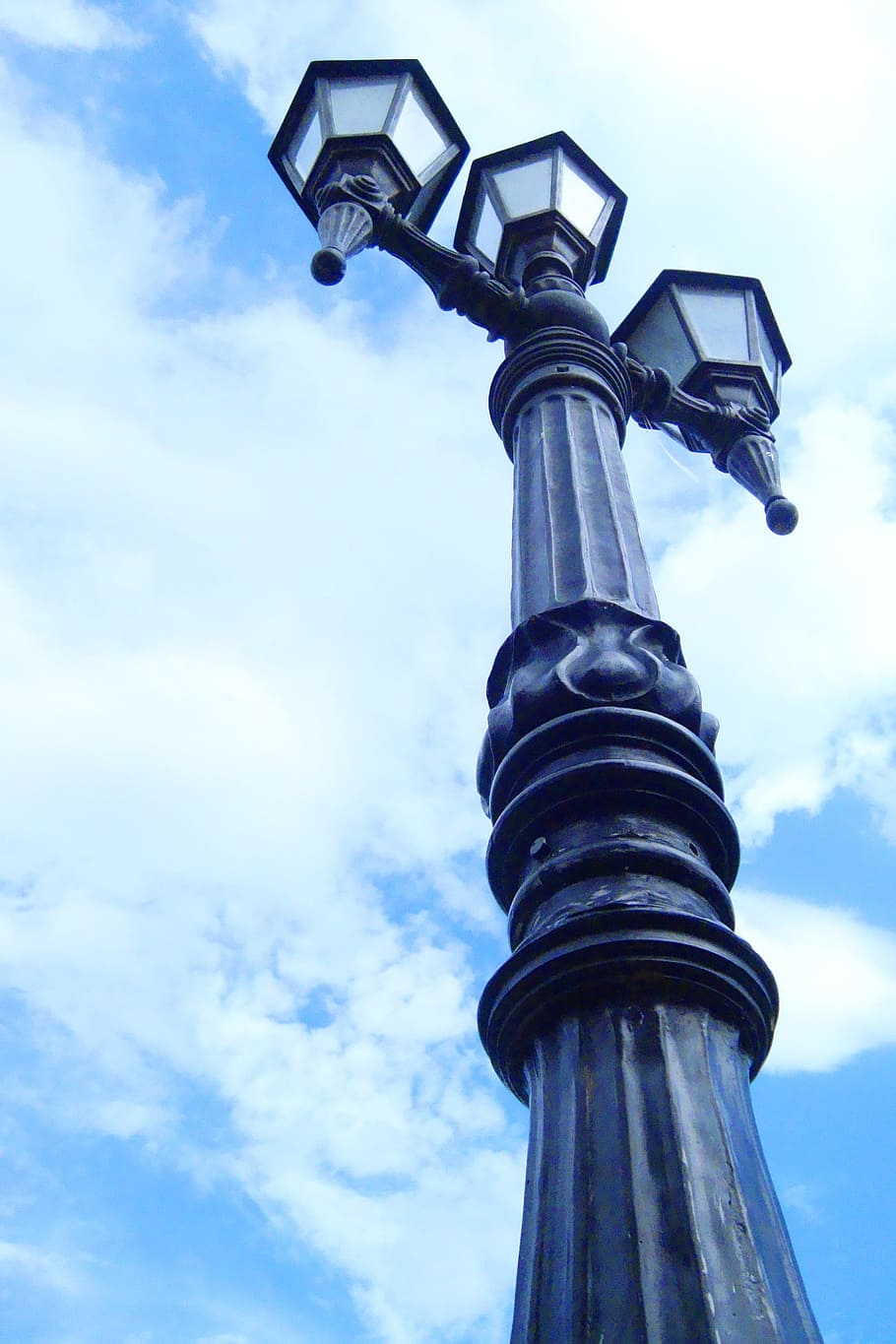 Lantern, Light Bulbs, Lamp, cloud - sky, low angle view, building exterior HD wallpaper