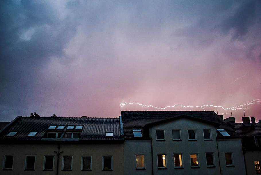 gray and brown concrete house during cloudy day, thunderstorm HD wallpaper