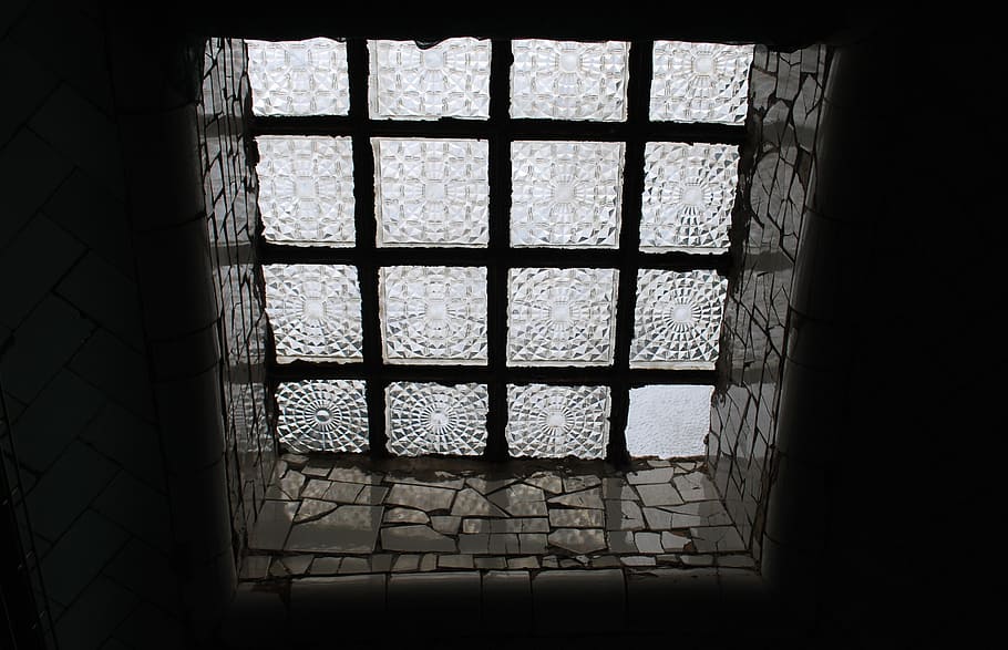 window, patterned disc, architecture, glass, indoors, no people HD wallpaper