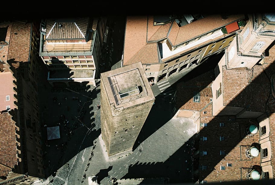 top-view photography of building at daytime, bologna, torre HD wallpaper