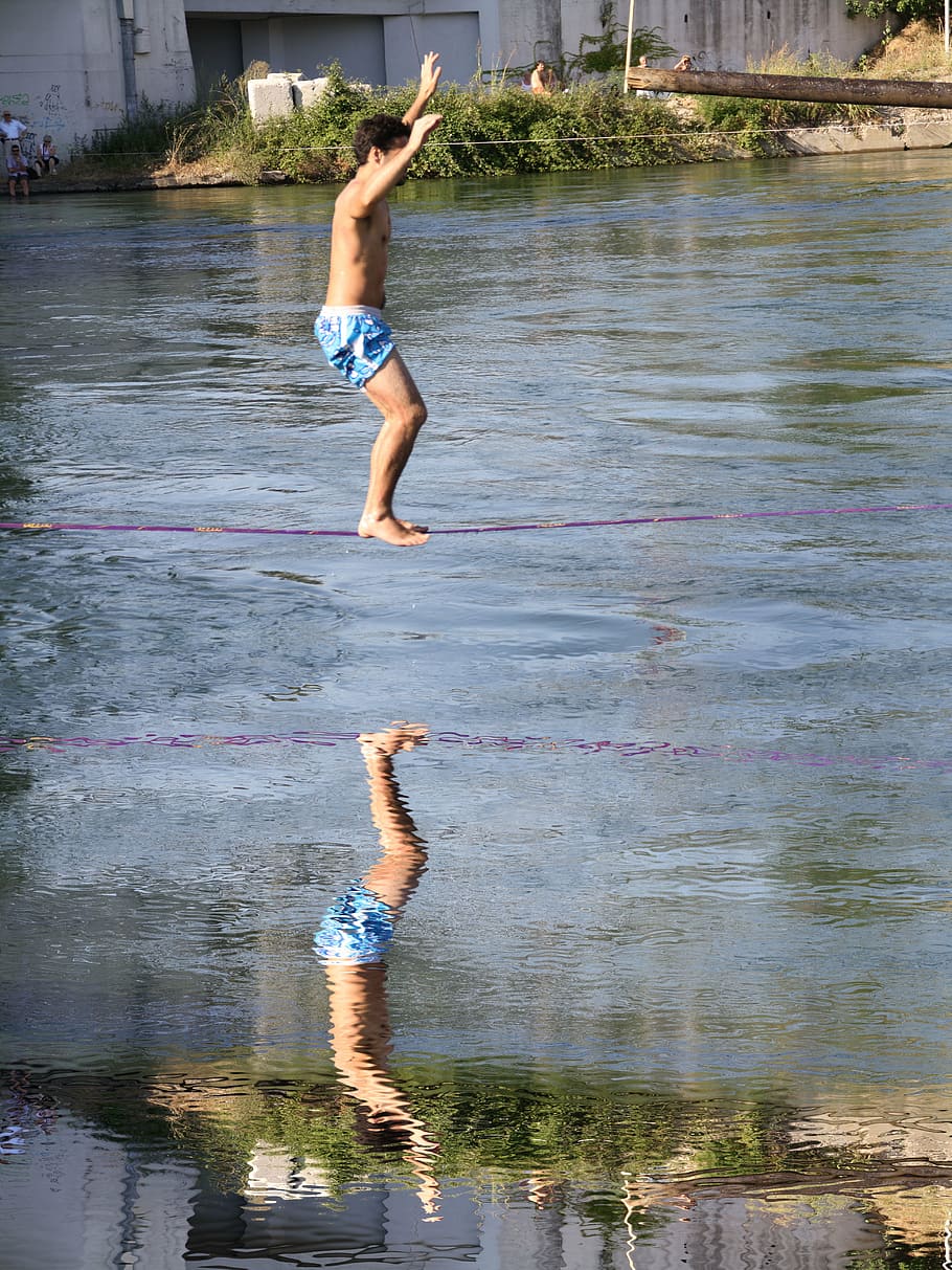 equlibrista, naviglio, acrobat, guy, jump, walk line, lake HD wallpaper