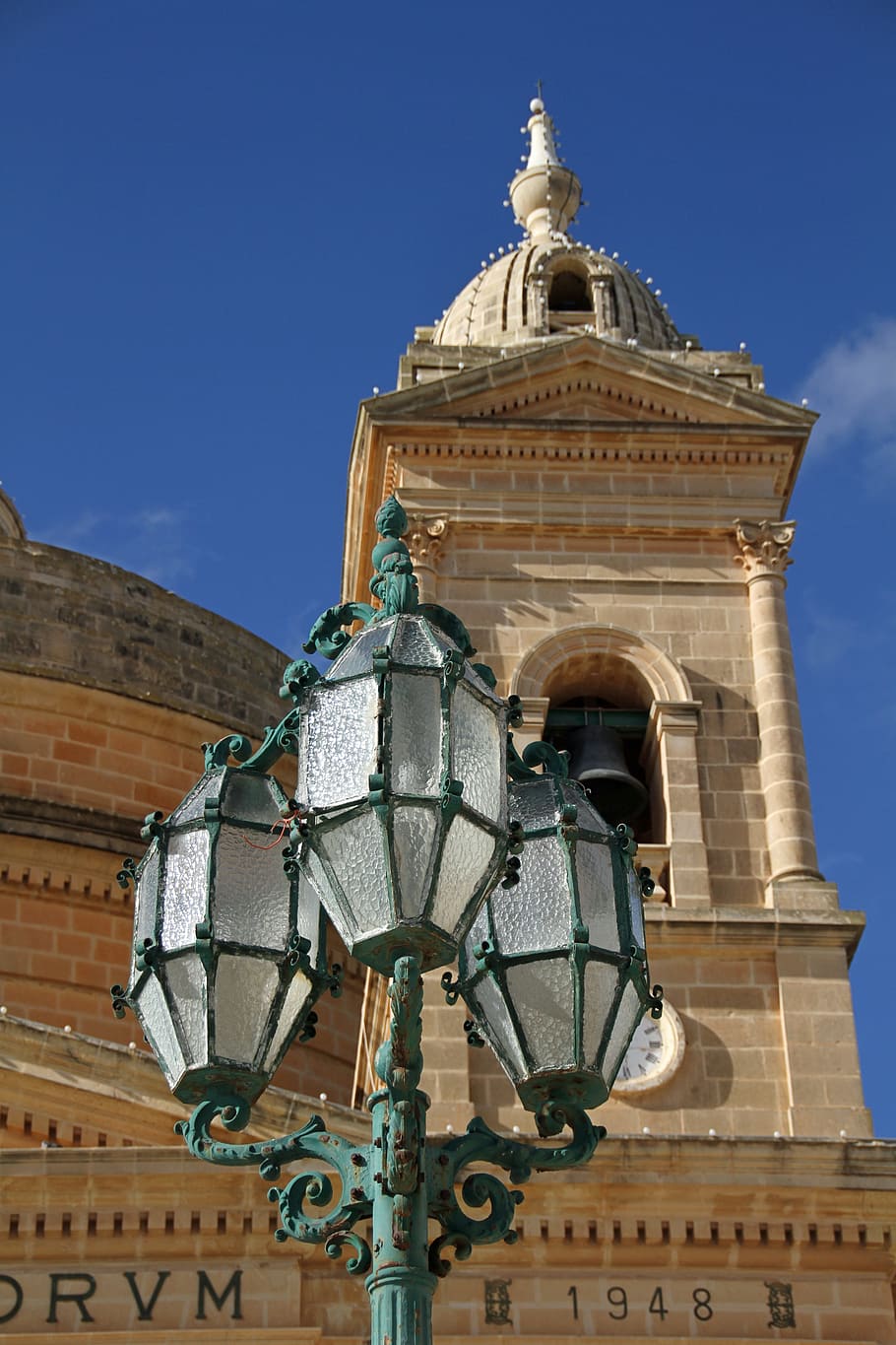 lantern, light, lamp, electric, old, vintage, electricity, architecture HD wallpaper