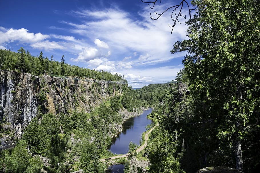 Scenic view under skies at Eagle Canyon, Ontario, bluffs, canada HD wallpaper