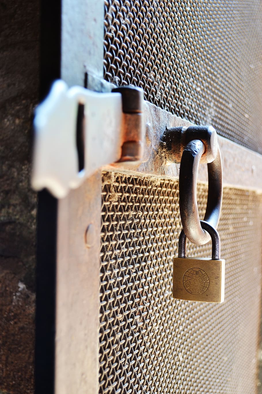 padlock, grill, steel, rusty, door, polonnaruwa, ancient ruins HD wallpaper