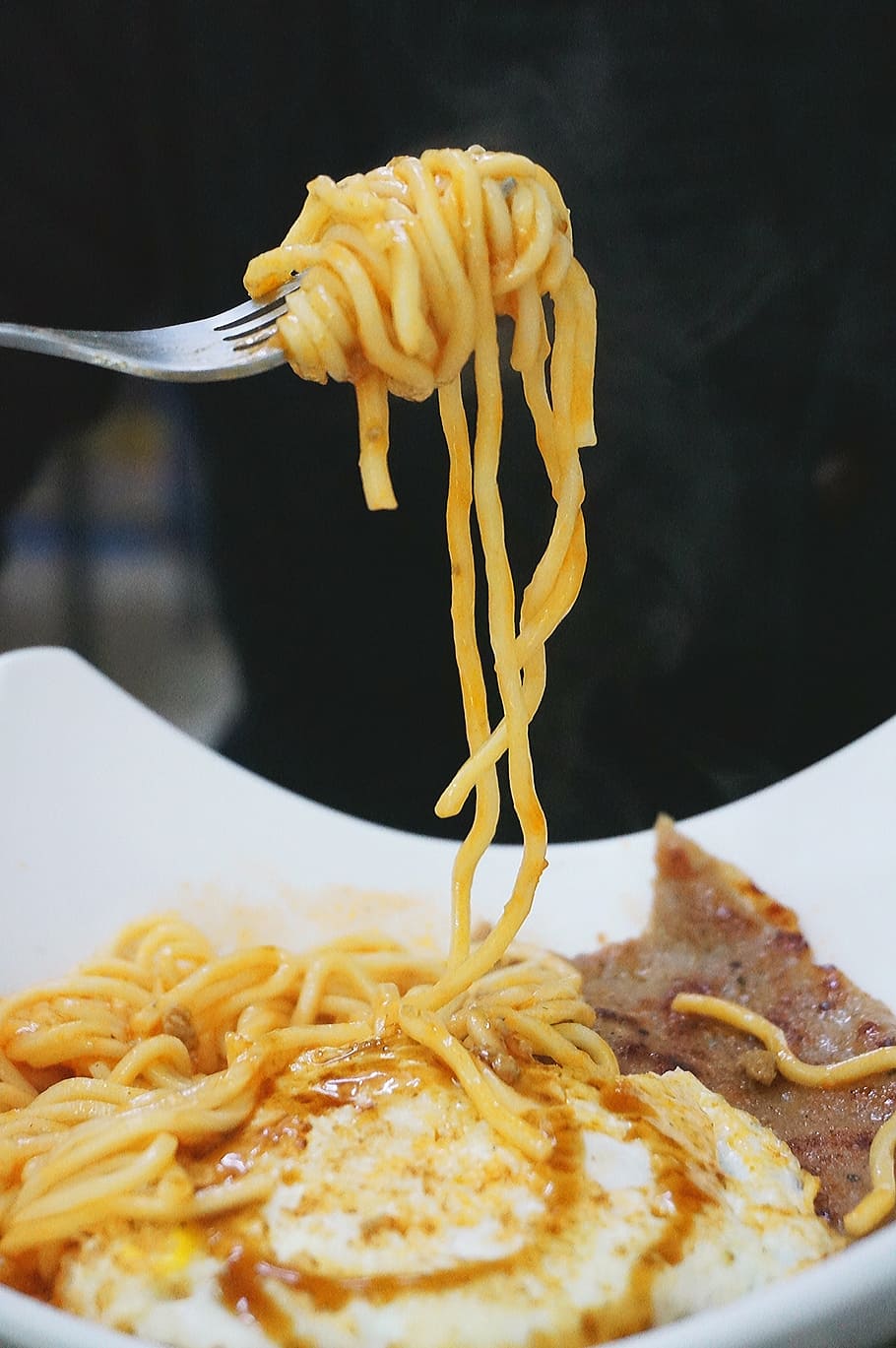 dinner, food, fork, lunch, meal, noodles, pasta, food and drink HD wallpaper
