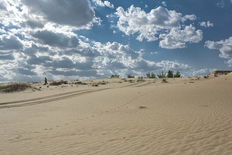 desert, sand, sky, summer, yellow sand, blue sky, clouds, horizon HD wallpaper