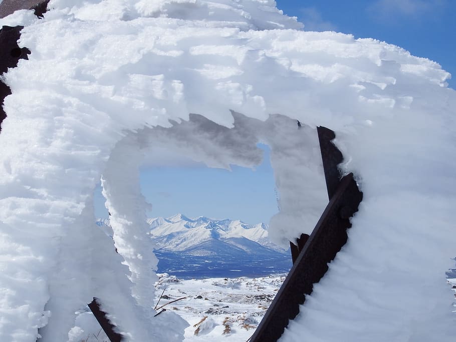 Mountains, Ridge, Winter, Snow, Frost, cold, snowdrifts, snowflakes HD wallpaper