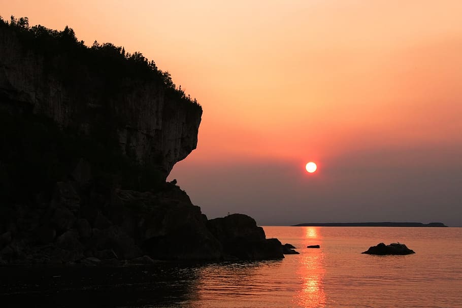 coast, cliff, rocks, shore, lake, sunset, direct sun, georgian bay HD wallpaper